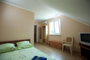 Mirny Hotel